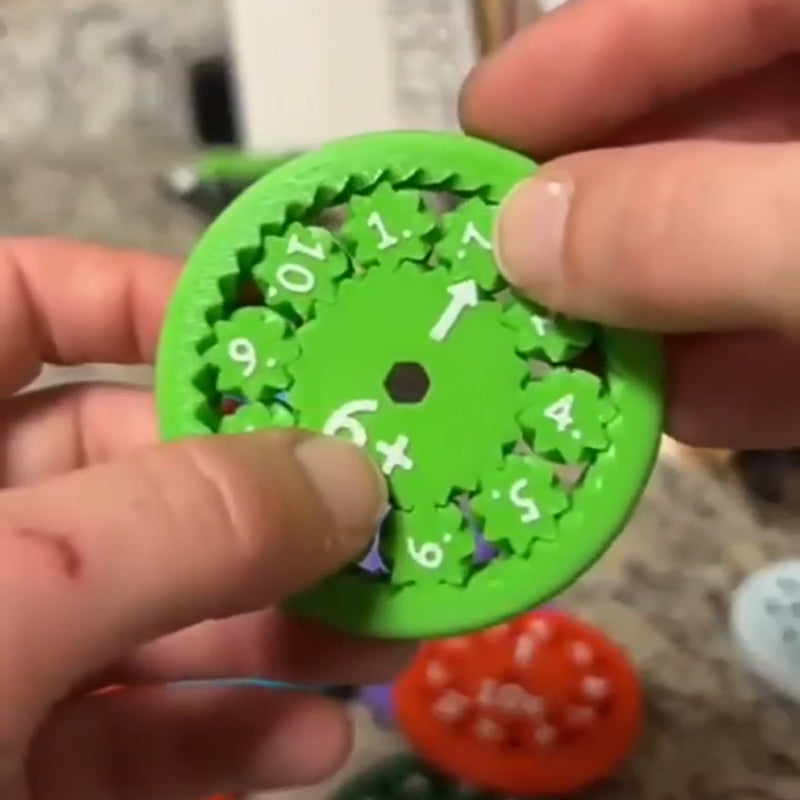 "Fidget spinners ar matemātikas problēmu